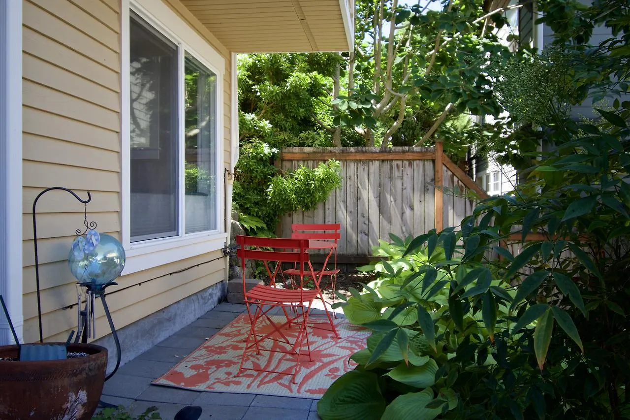 Comfort And Grace Perched On Queen Anne Hill Seattle